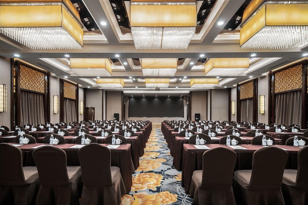 Minshan Lhasa Grand Hotel 청두 외부 사진