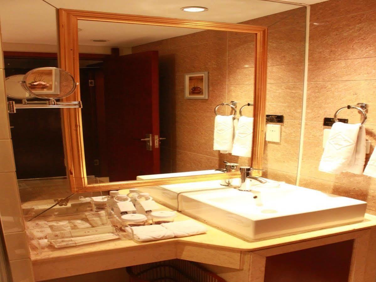 Minshan Lhasa Grand Hotel 청두 외부 사진